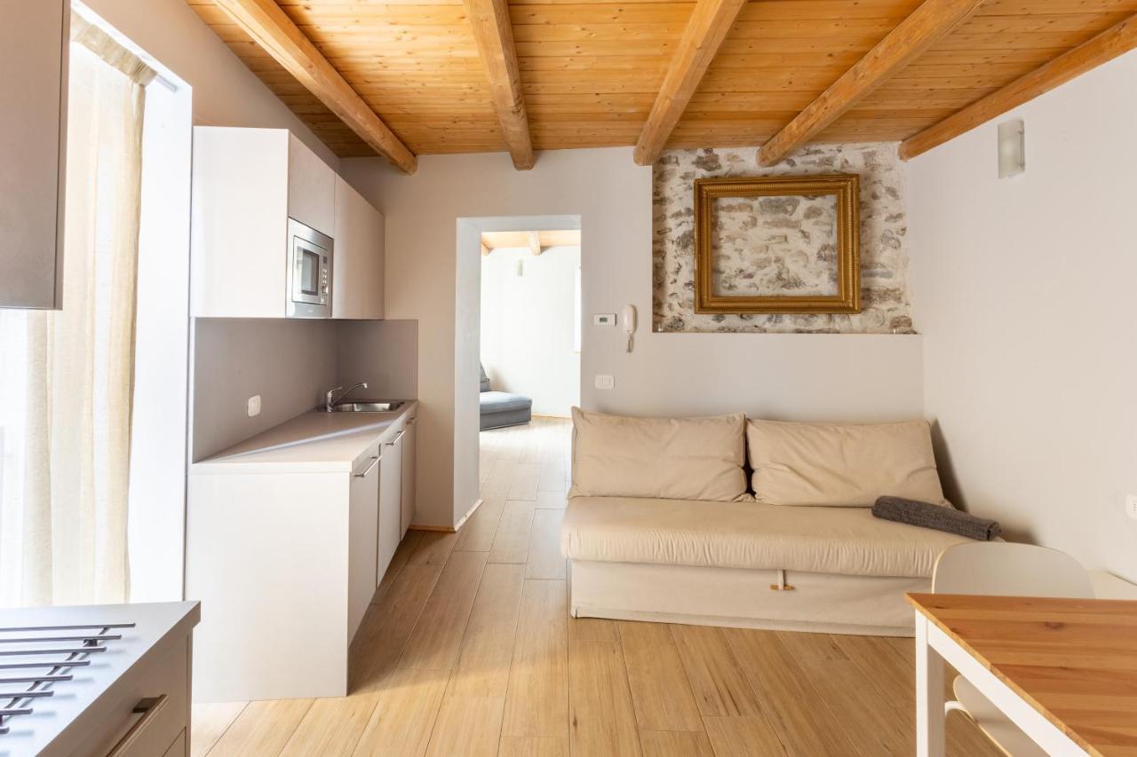 La Posteria By Icasamia It Apartment Orino Exterior photo